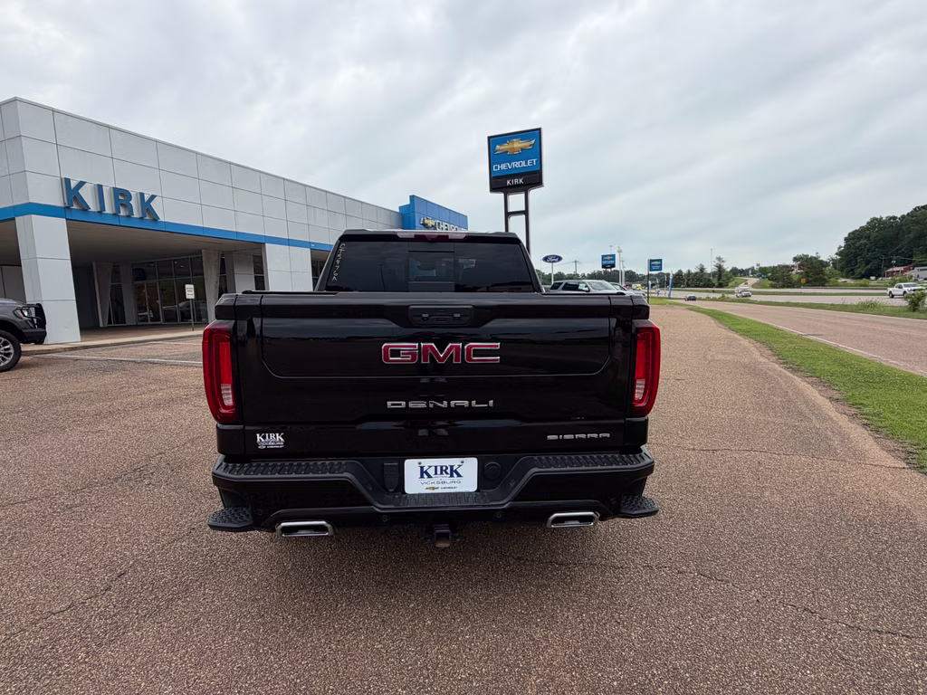 2025 Onyx Black GMC Sierra Denali 4X4 Truck