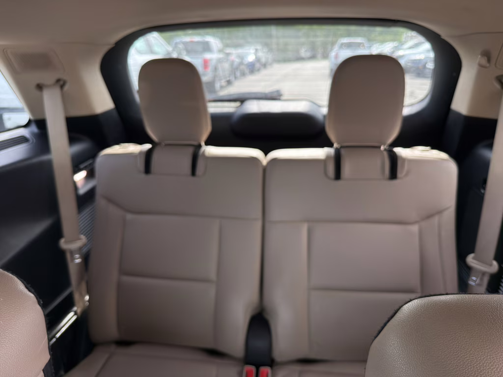 2021 Agate Black Metallic Ford Explorer Limited 4X4 SUV