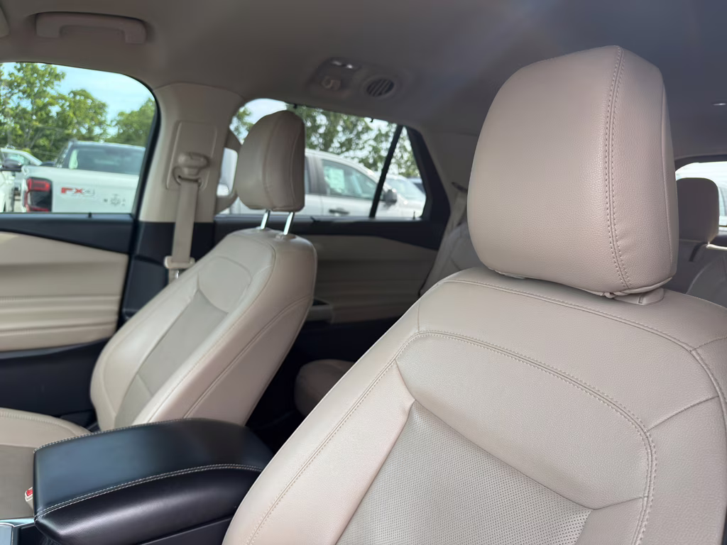 2021 Agate Black Metallic Ford Explorer Limited 4X4 SUV
