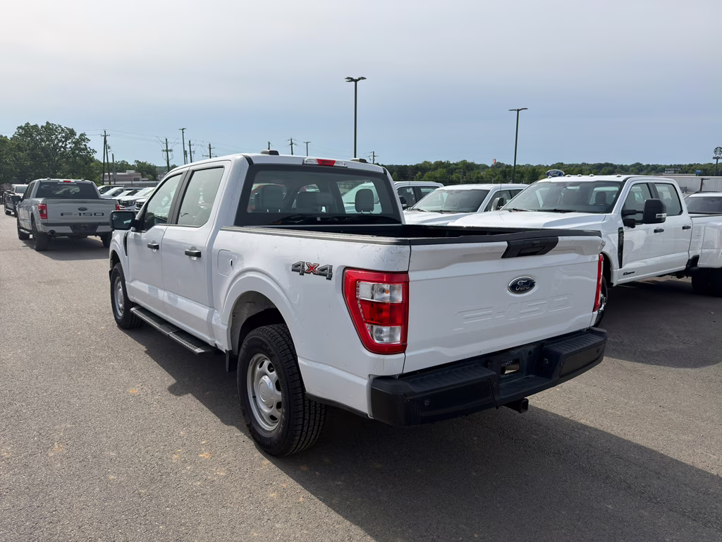 2021 OXFORD WHITE Ford F-150 XL 4X4 Truck