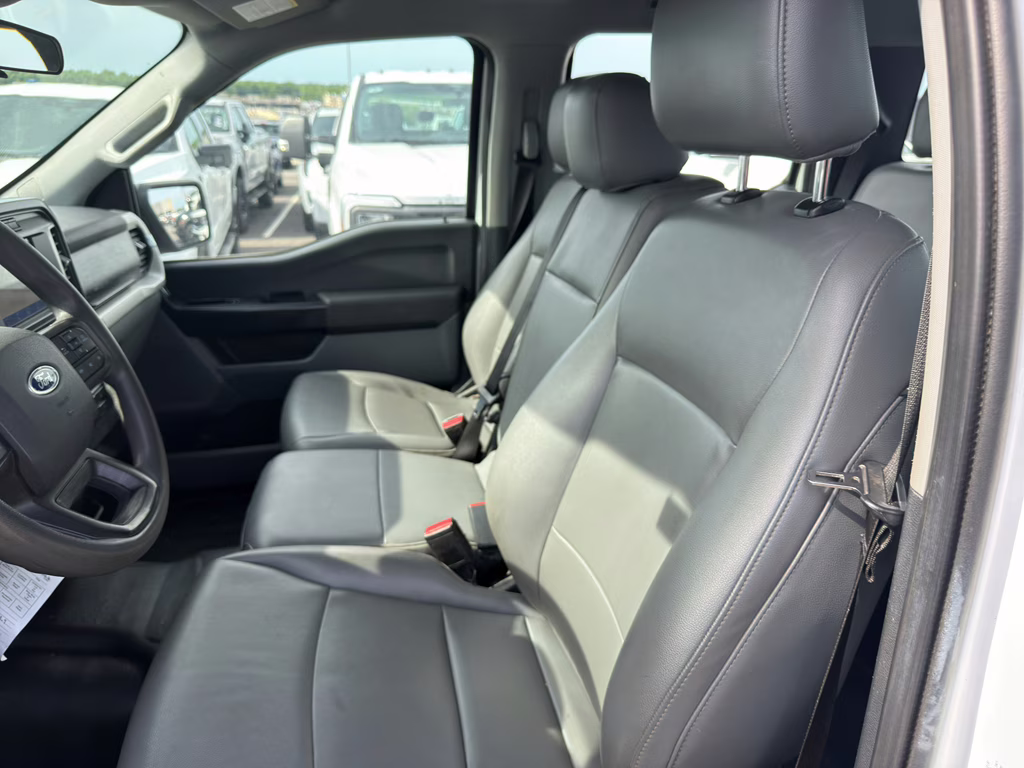 2021 OXFORD WHITE Ford F-150 XL 4X4 Truck