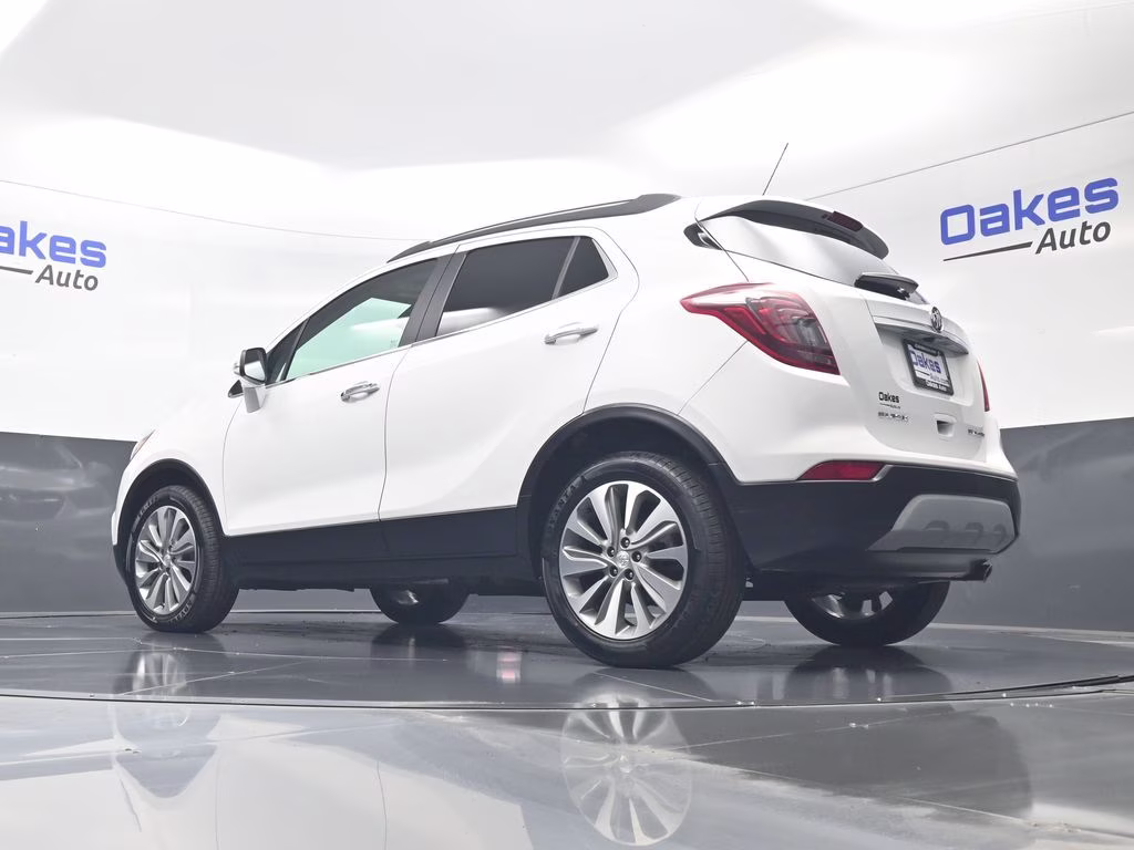 2018 Summit White Buick Encore Preferred FWD SUV
