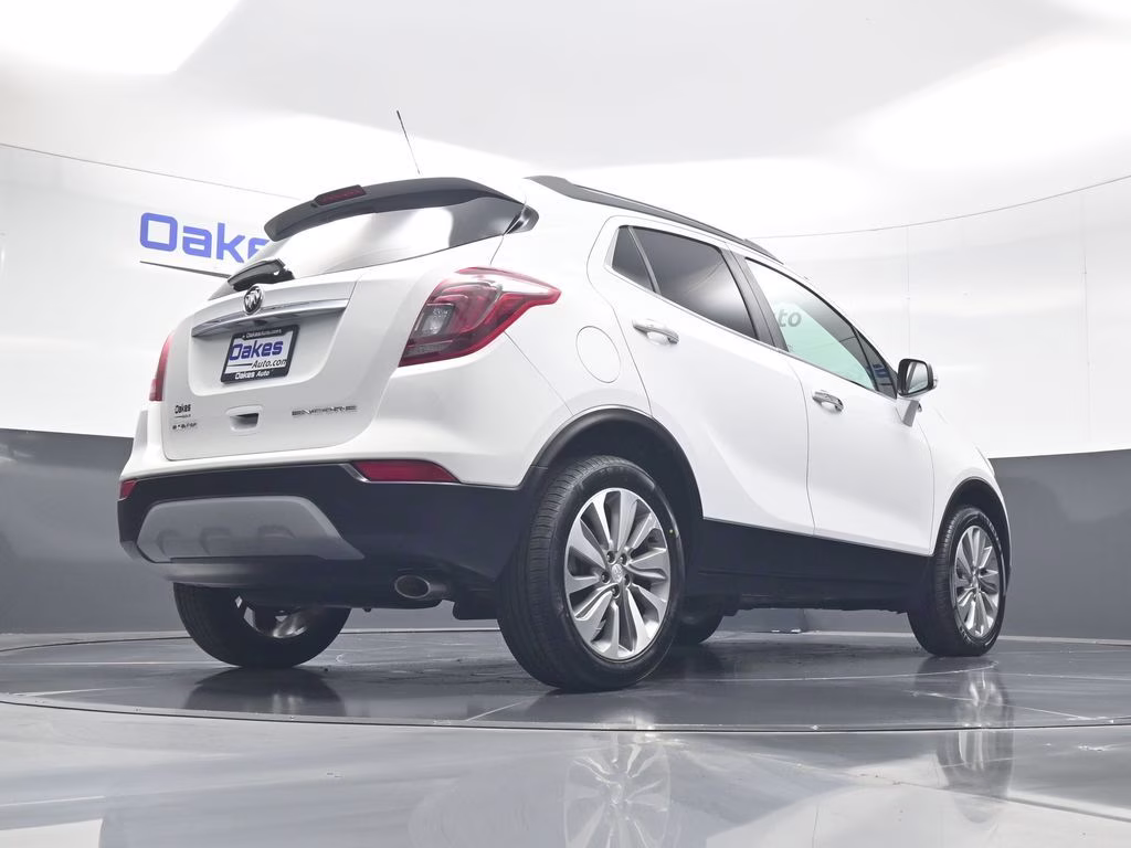 2018 Summit White Buick Encore Preferred FWD SUV