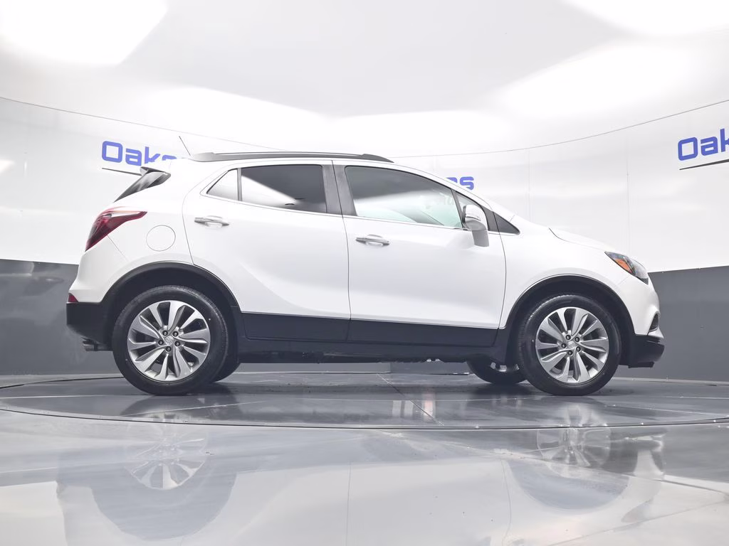 2018 Summit White Buick Encore Preferred FWD SUV