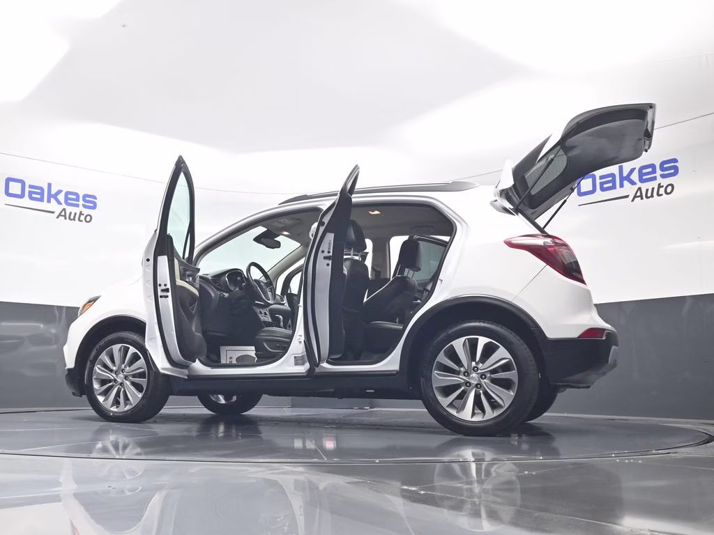 2018 Summit White Buick Encore Preferred FWD SUV