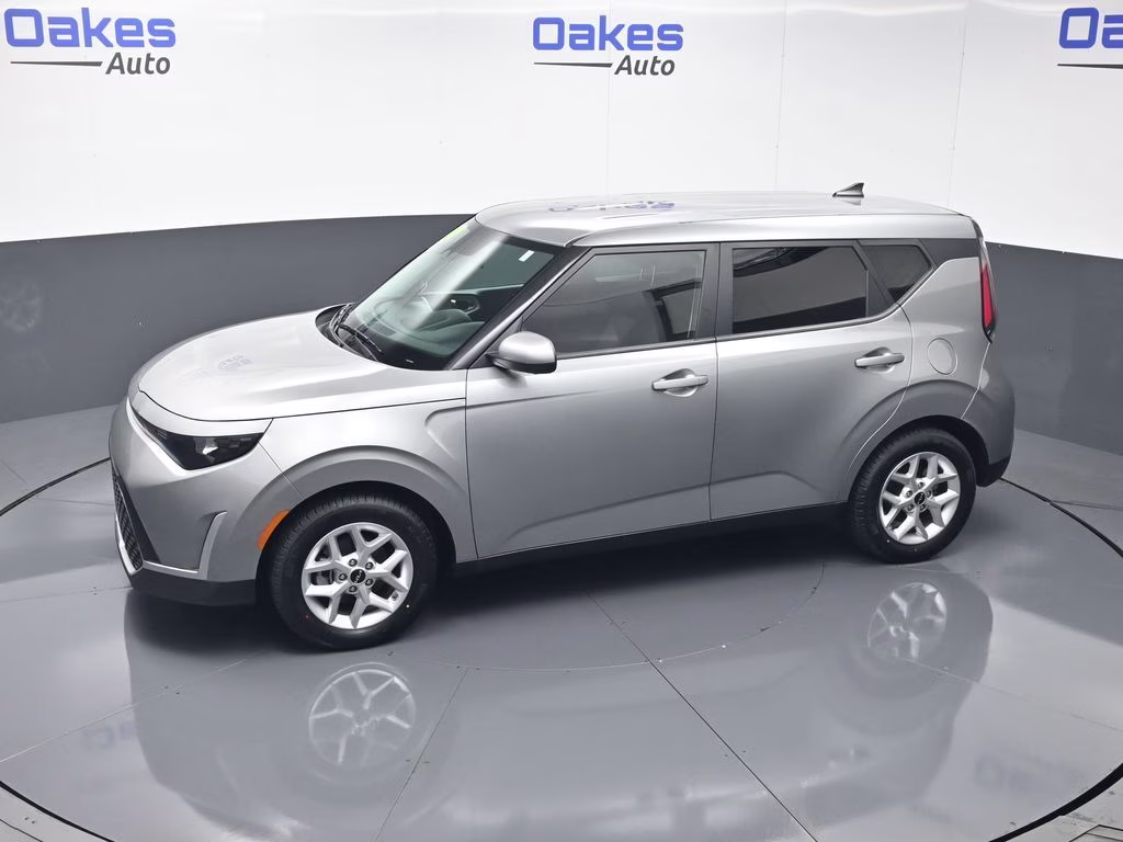 2024 Steel Gray Kia Soul LX FWD Hatchback