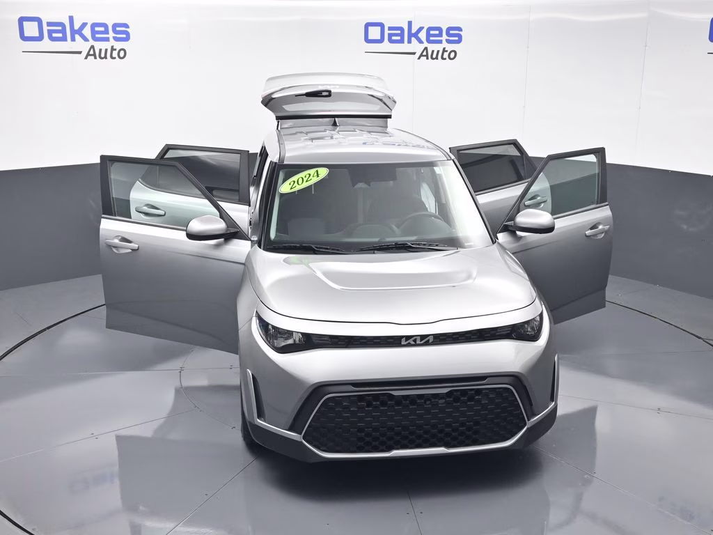 2024 Steel Gray Kia Soul LX FWD Hatchback