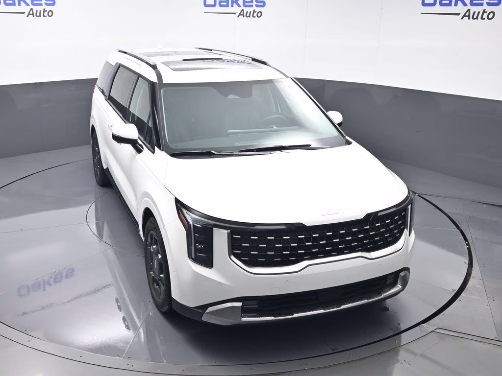2026 Snow White Pearl Kia Carnival SX FWD Van