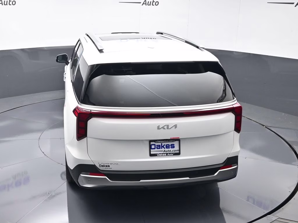 2026 Snow White Pearl Kia Carnival SX FWD Van