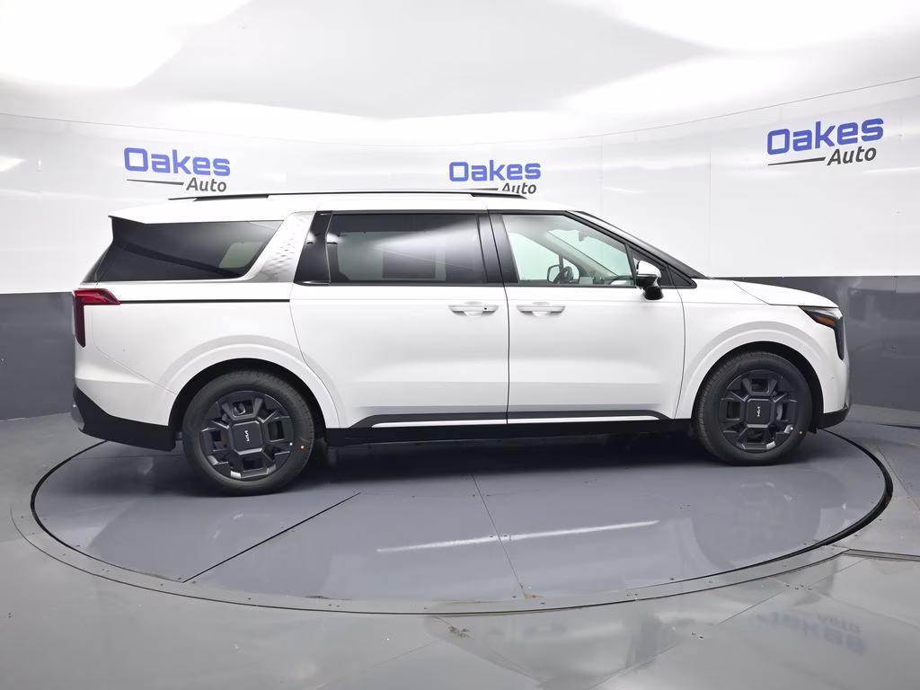 2026 Snow White Pearl Kia Carnival SX FWD Van