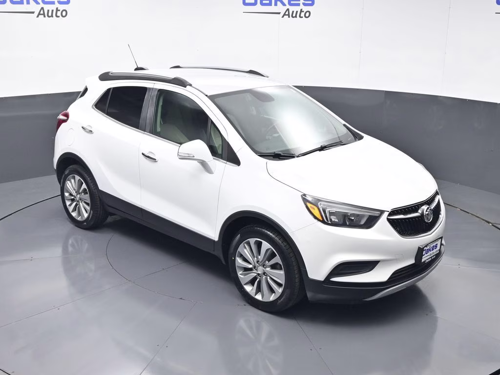 2018 Summit White Buick Encore Preferred FWD SUV