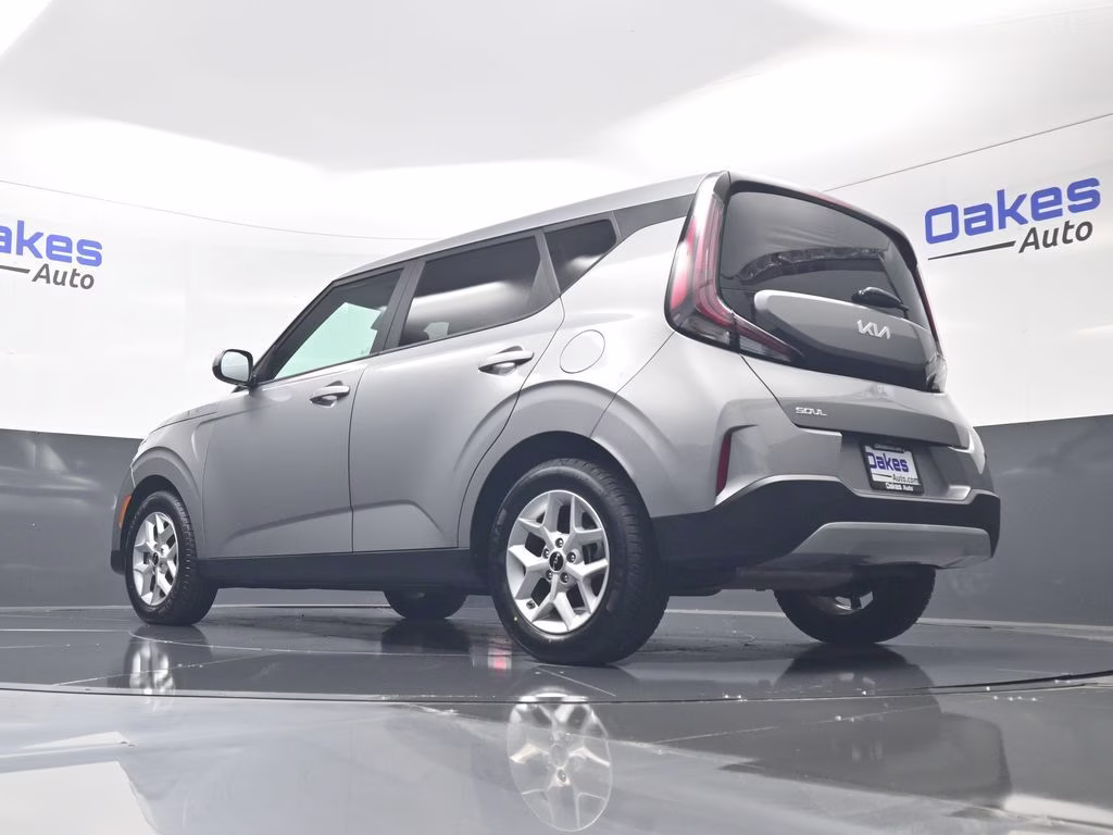 2024 Steel Gray Kia Soul LX FWD Hatchback