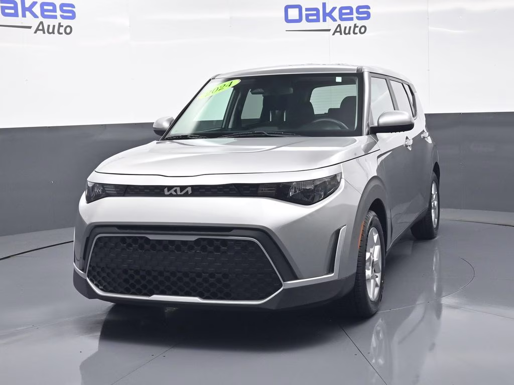 2024 Steel Gray Kia Soul LX FWD Hatchback