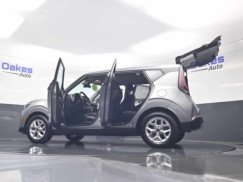 2024 Steel Gray Kia Soul LX FWD Hatchback