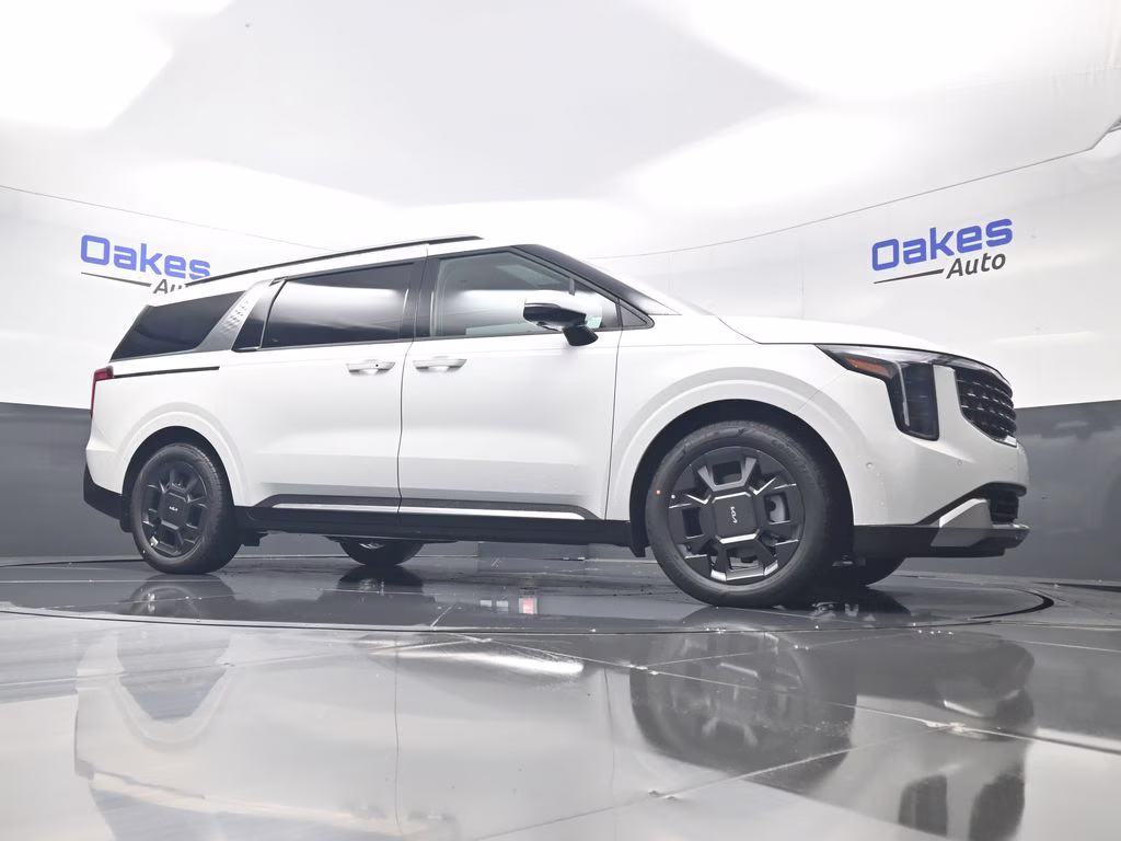 2026 Snow White Pearl Kia Carnival SX FWD Van
