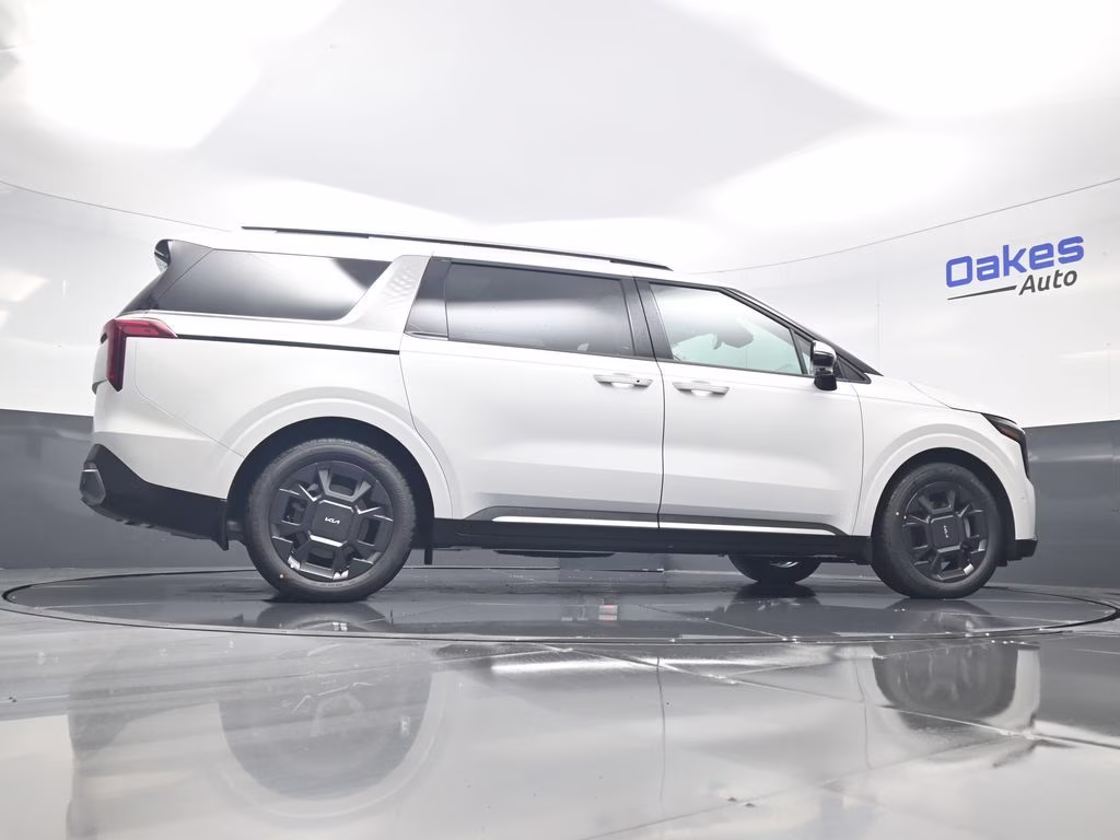 2026 Snow White Pearl Kia Carnival SX FWD Van