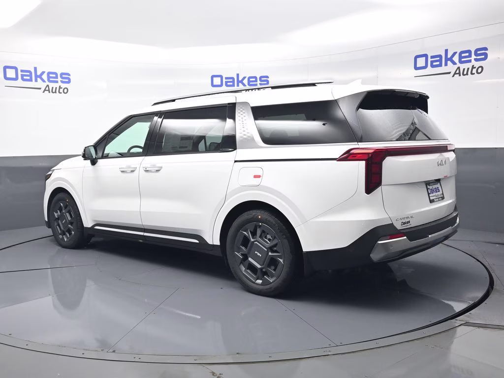2026 Snow White Pearl Kia Carnival SX FWD Van