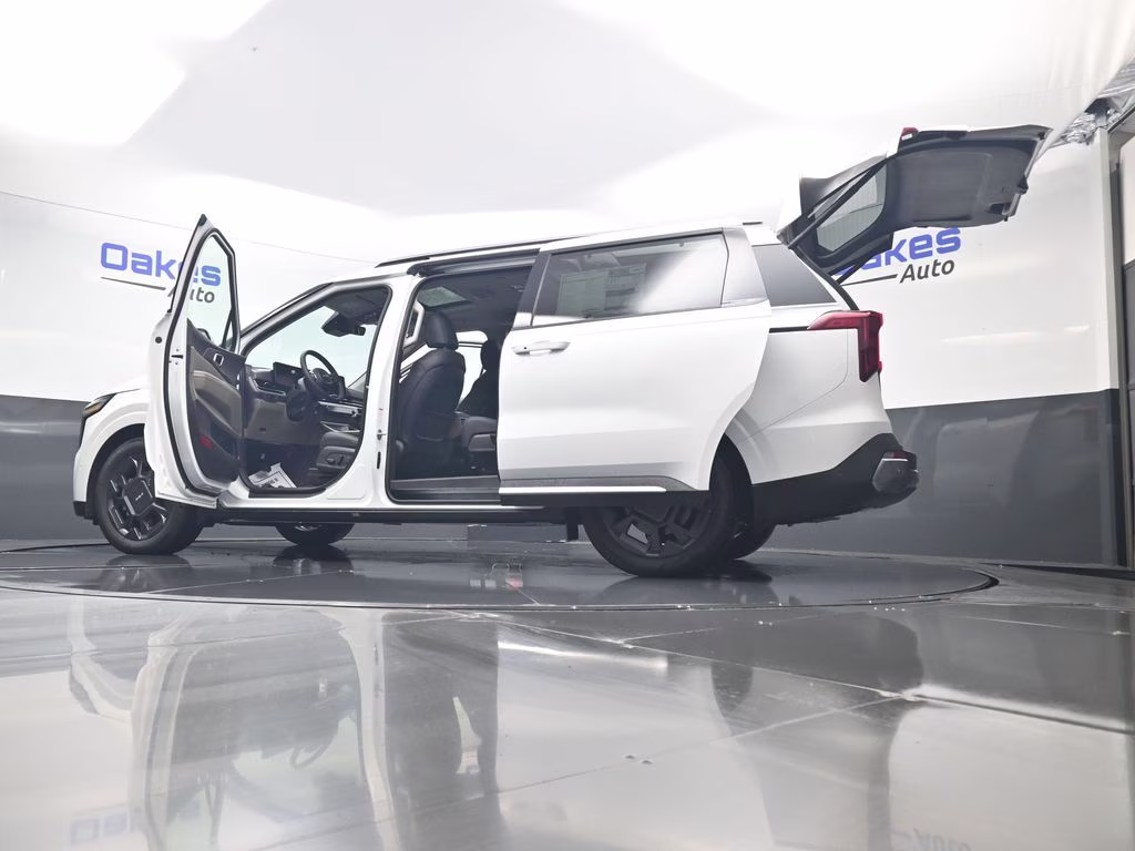 2026 Snow White Pearl Kia Carnival SX FWD Van