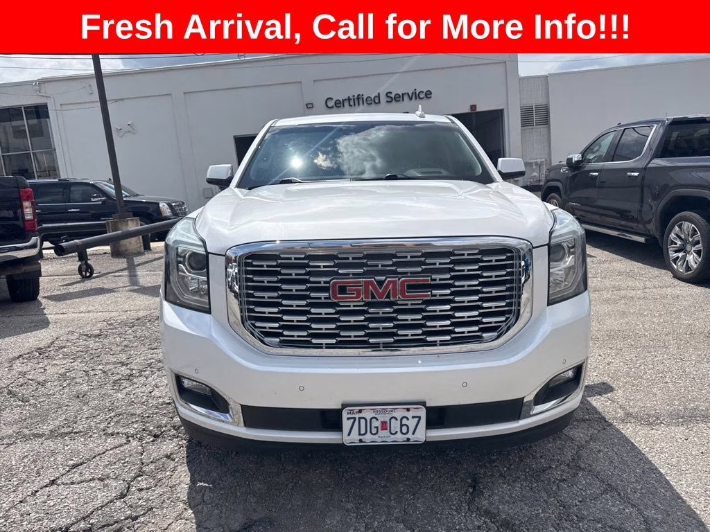 2019 White Frost Tricoat GMC Yukon Denali 4X4 SUV