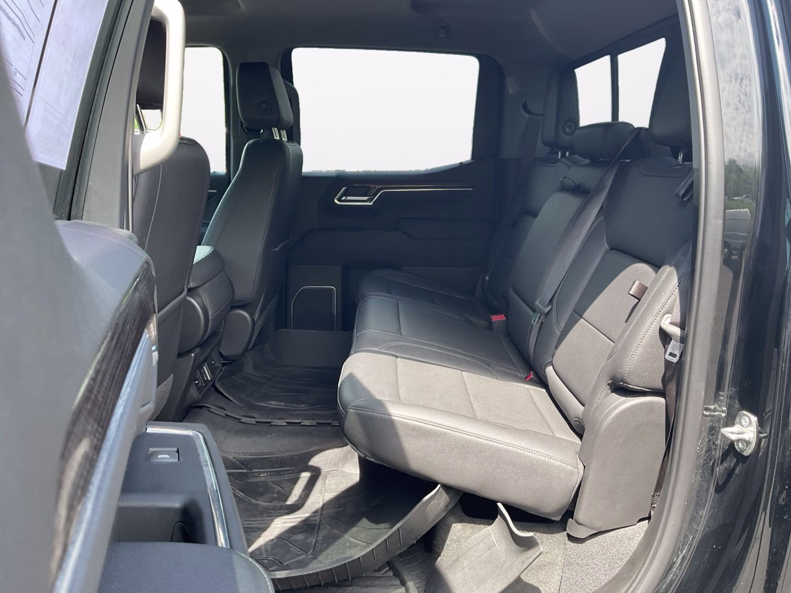 2022 Black Chevrolet Silverado 1500 LT 4X4 Truck