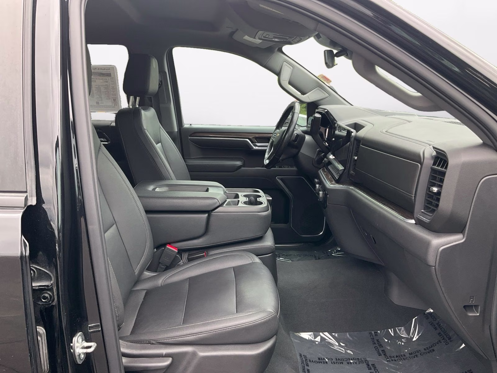 2022 Black Chevrolet Silverado 1500 LT 4X4 Truck