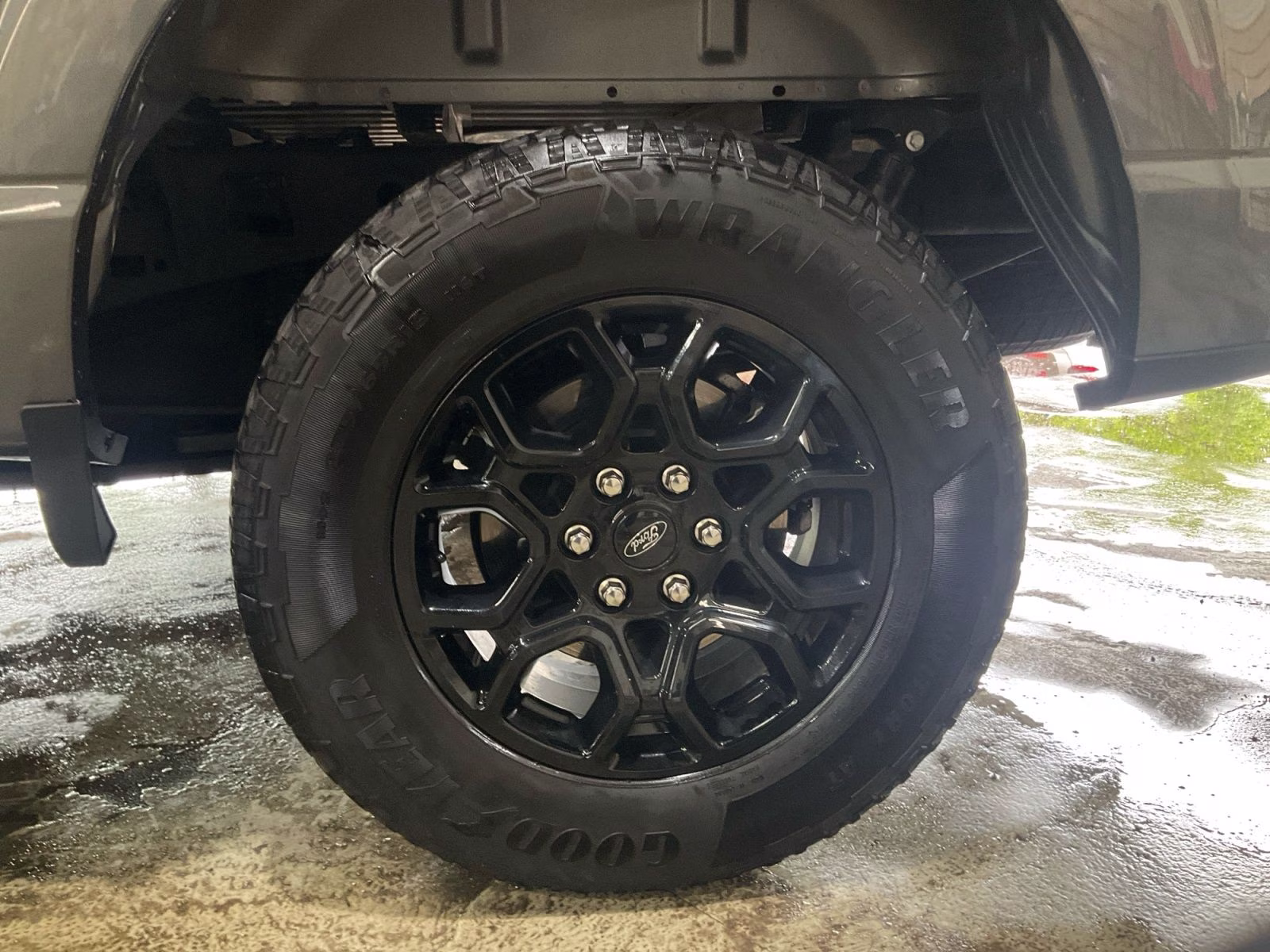 2024 Gray Metallic Ford F-150 XLT 4X4 Truck