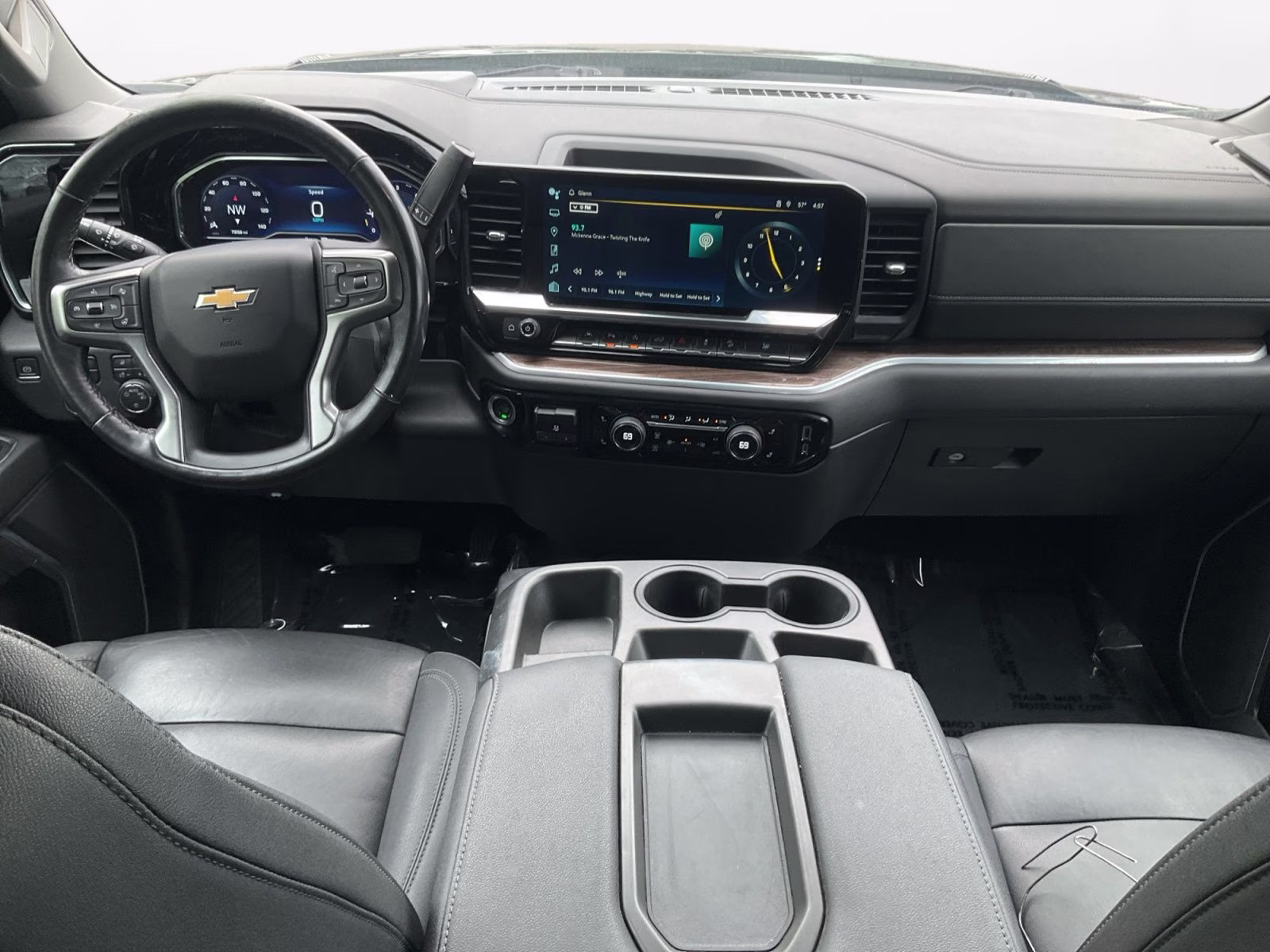 2022 Black Chevrolet Silverado 1500 LT 4X4 Truck