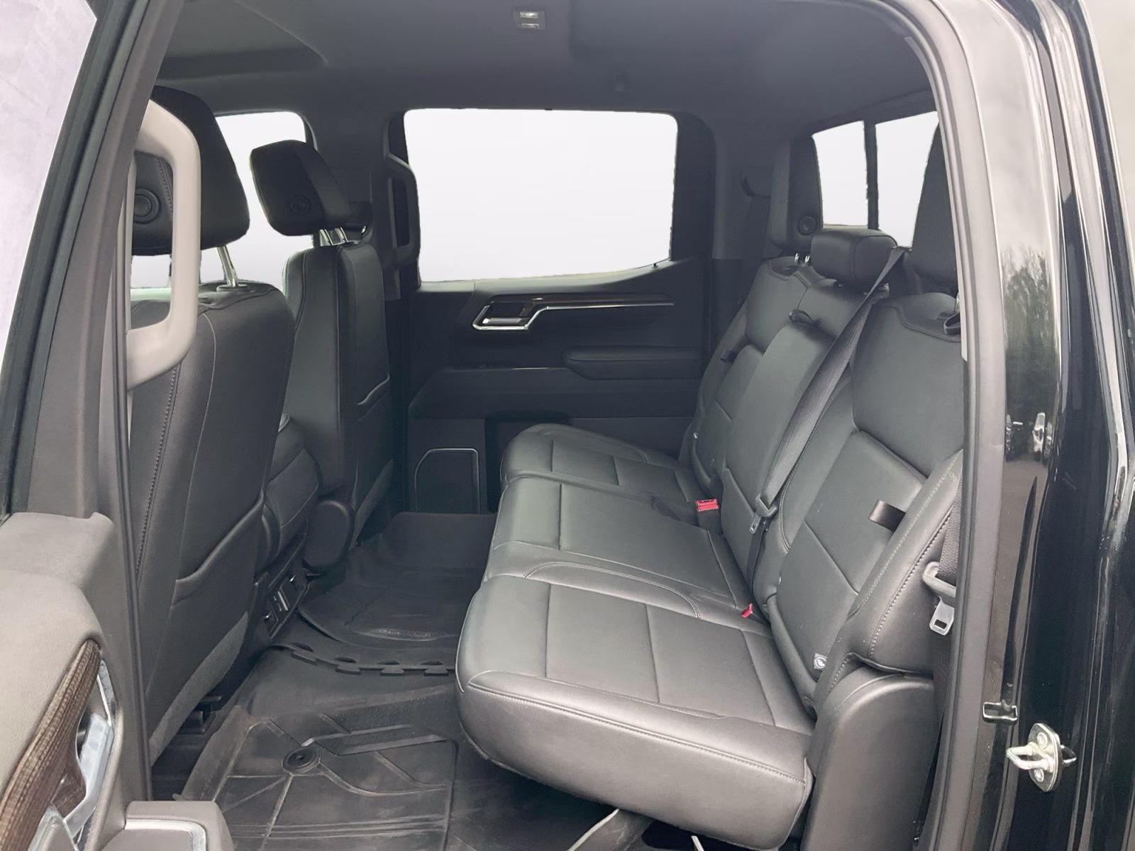 2022 Black Chevrolet Silverado 1500 LT 4X4 Truck