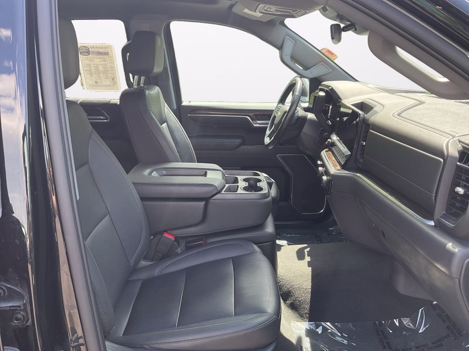 2022 Black Chevrolet Silverado 1500 LT 4X4 Truck