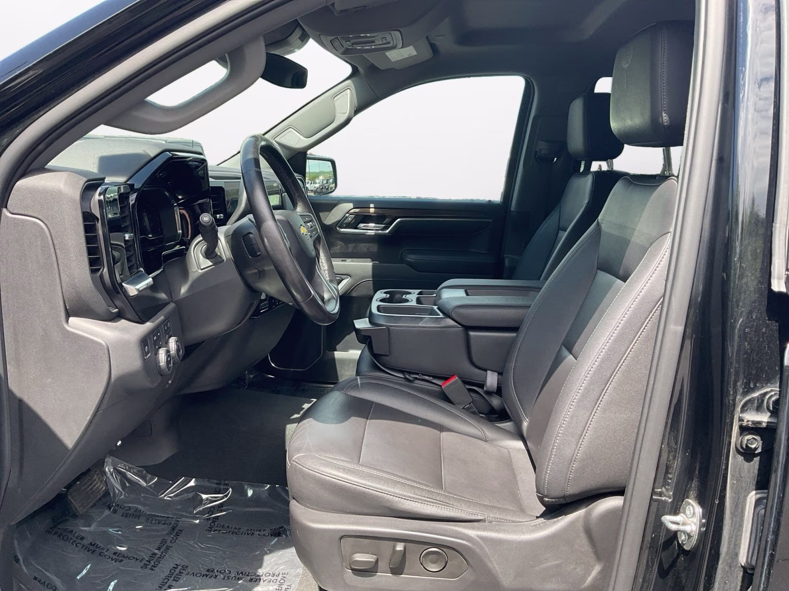 2022 Black Chevrolet Silverado 1500 LT 4X4 Truck