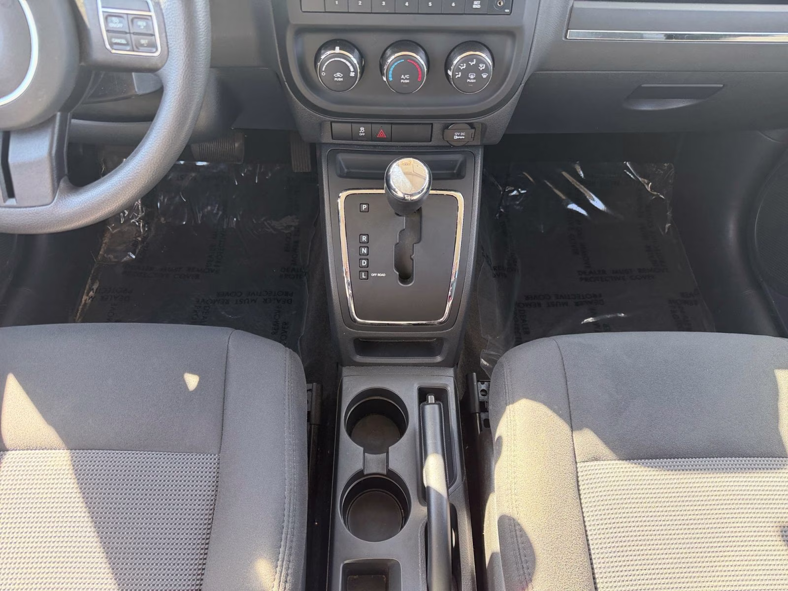 2015 Maximum Steel Metallic Clearcoat Jeep Patriot Sport 4X4 SUV