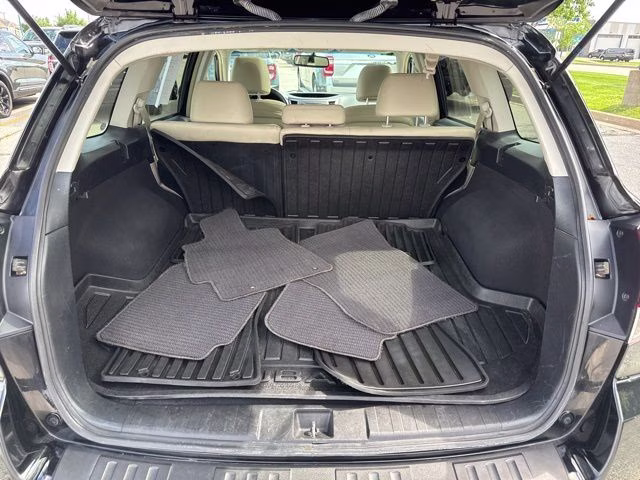 2014 Crystal Black Silica Subaru Outback 2.5i AWD SUV