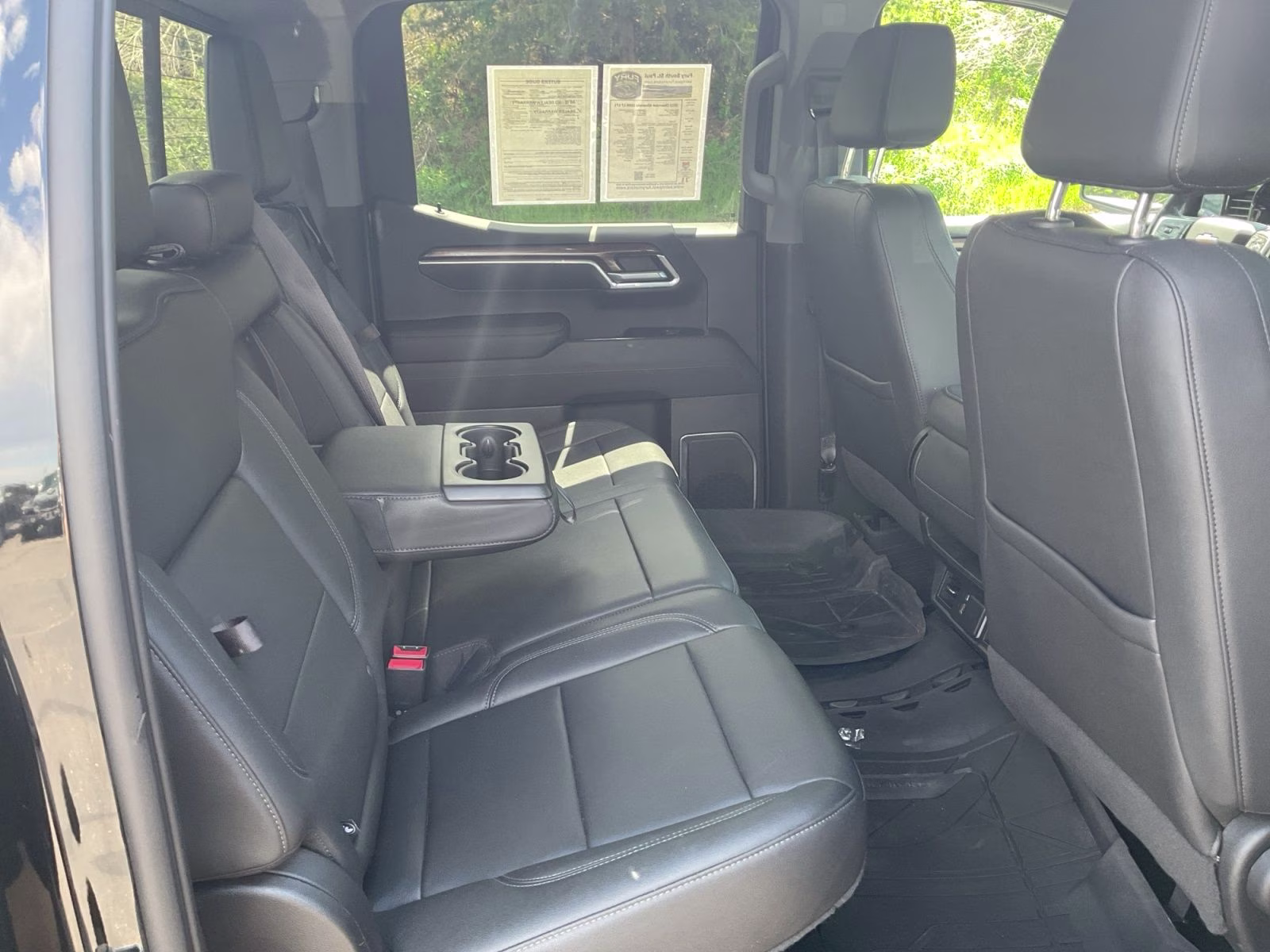 2022 Black Chevrolet Silverado 1500 LT 4X4 Truck