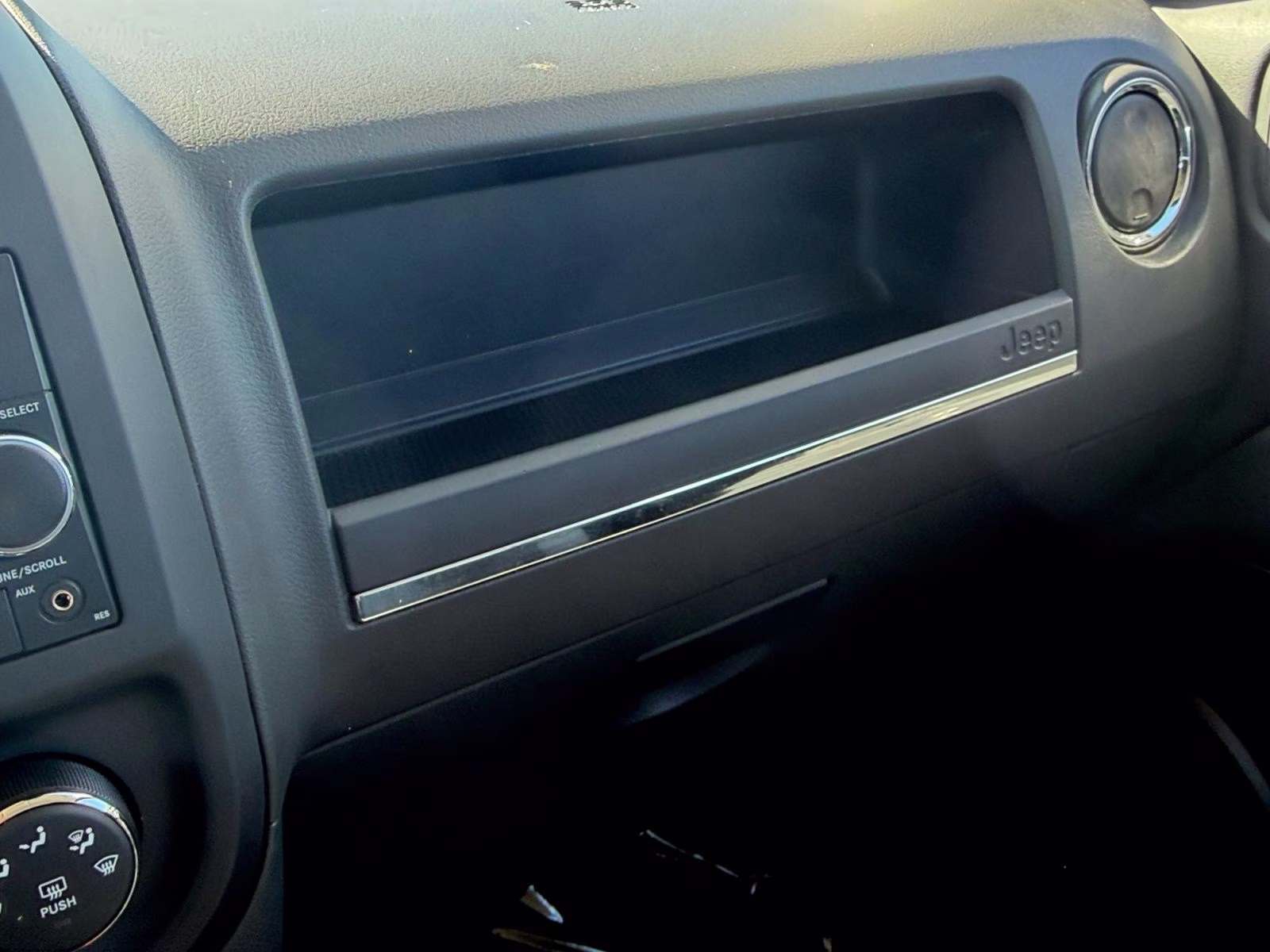 2015 Maximum Steel Metallic Clearcoat Jeep Patriot Sport 4X4 SUV