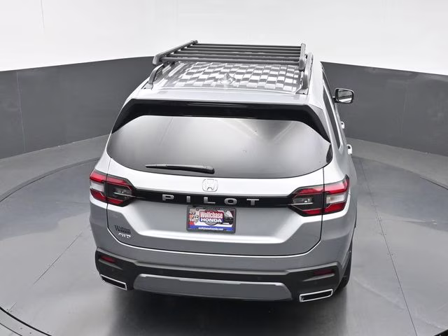 2026 Solar Silver Metallic Honda Pilot EX-L AWD SUV