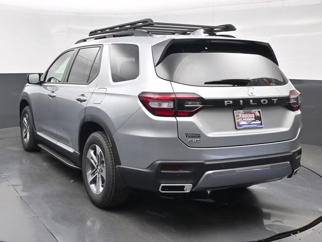 2026 Solar Silver Metallic Honda Pilot EX-L AWD SUV