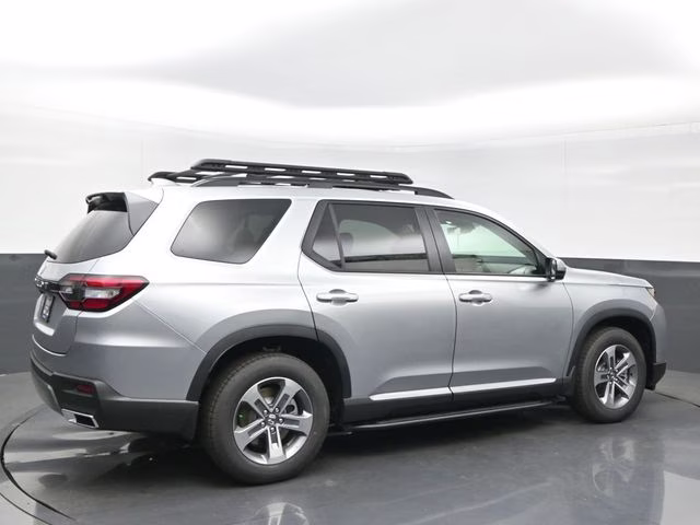 2026 Solar Silver Metallic Honda Pilot EX-L AWD SUV