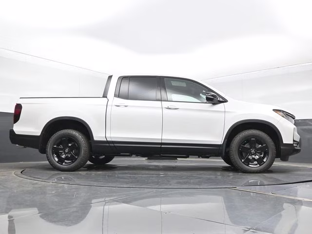 2026 Platinum White Pearl Honda Ridgeline Black Edition AWD Truck