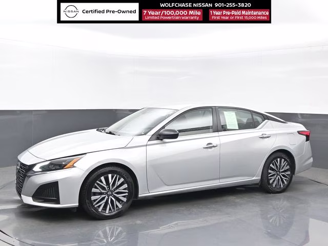 2024 Brilliant Silver Metallic Nissan Altima 2.5 SV FWD Sedan