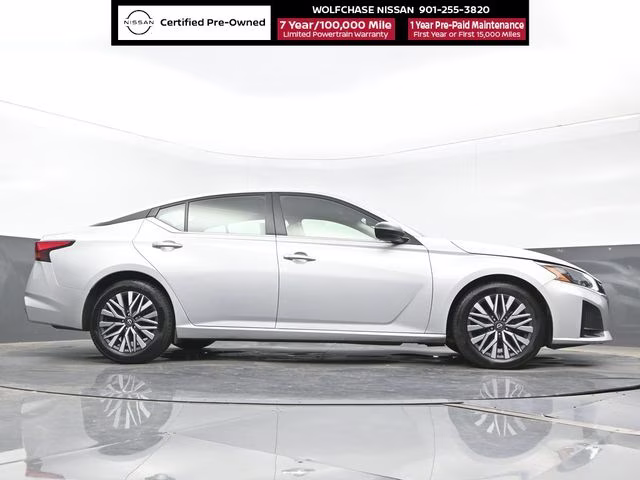 2024 Brilliant Silver Metallic Nissan Altima 2.5 SV FWD Sedan