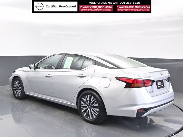 2024 Brilliant Silver Metallic Nissan Altima 2.5 SV FWD Sedan