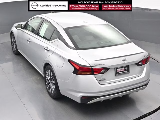 2024 Brilliant Silver Metallic Nissan Altima 2.5 SV FWD Sedan