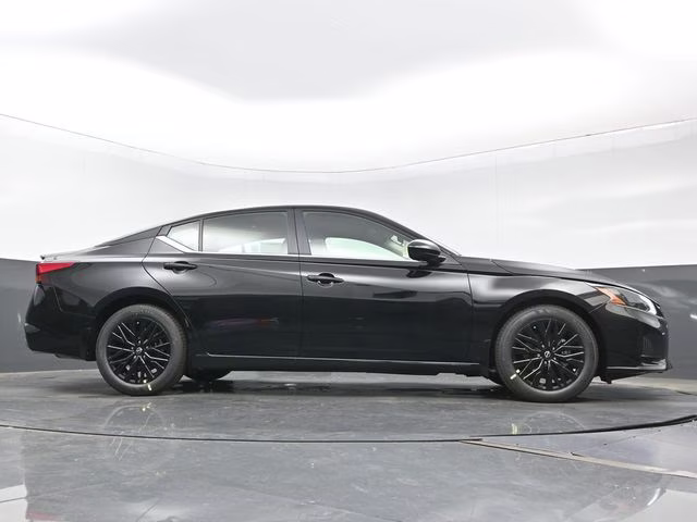 2026 Super Black Clearcoat Nissan Altima 2.5 SV FWD Sedan