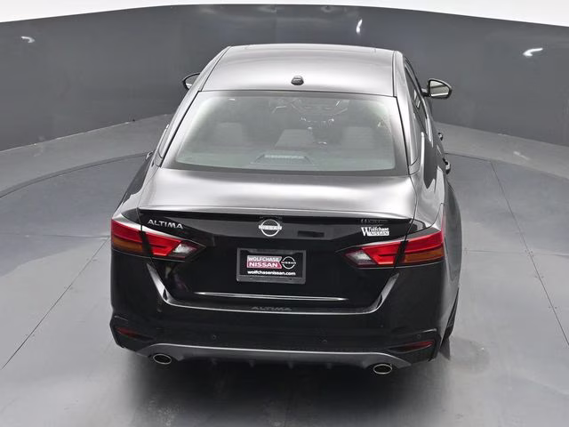 2026 Super Black Clearcoat Nissan Altima 2.5 SV FWD Sedan