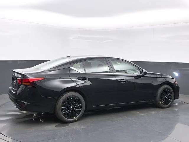 2026 Super Black Clearcoat Nissan Altima 2.5 SV FWD Sedan