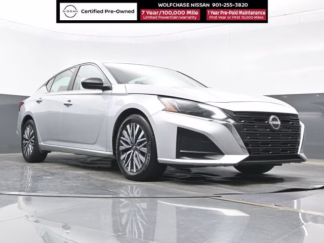2024 Brilliant Silver Metallic Nissan Altima 2.5 SV FWD Sedan