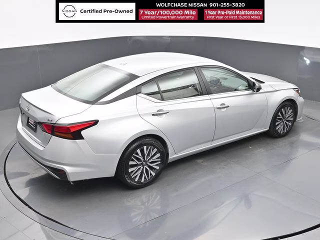 2024 Brilliant Silver Metallic Nissan Altima 2.5 SV FWD Sedan