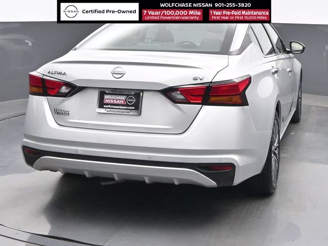 2024 Brilliant Silver Metallic Nissan Altima 2.5 SV FWD Sedan