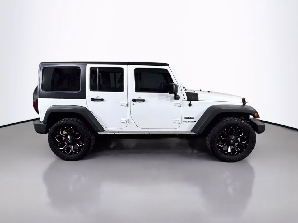 2018 Bright White Clearcoat Jeep Wrangler JK Unlimited Sport 4X4 SUV