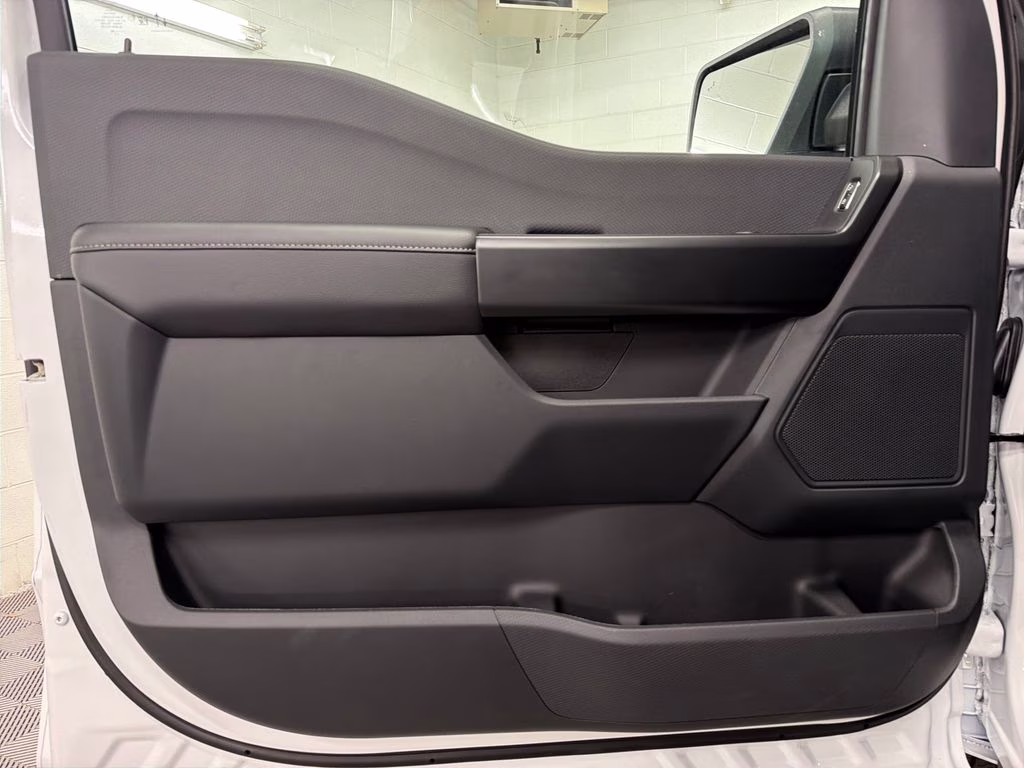 2026 OXFORD WHITE Ford F-150 STX RWD Truck